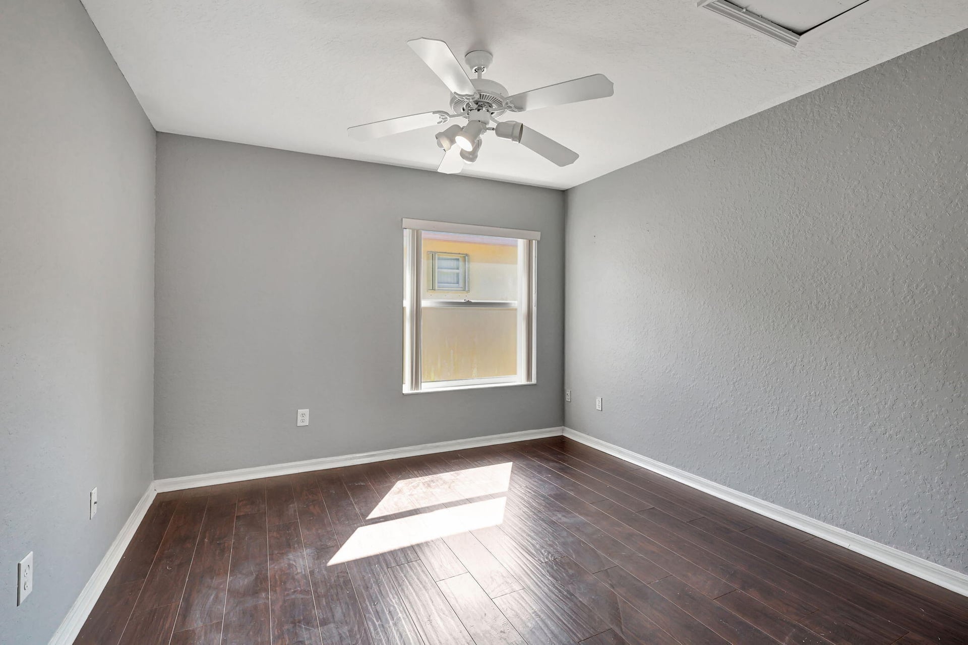 Residence photo 39
