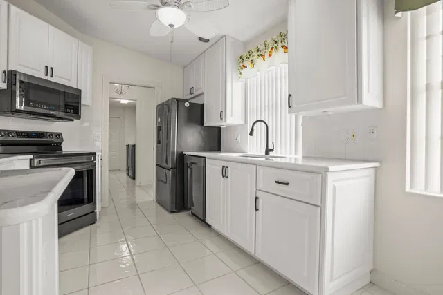 Residence photo 13