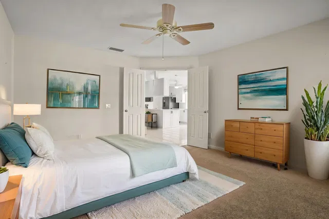 Residence photo 18