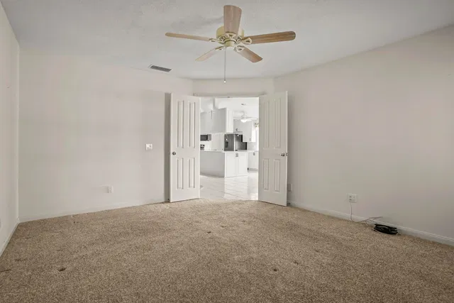 Residence photo 19