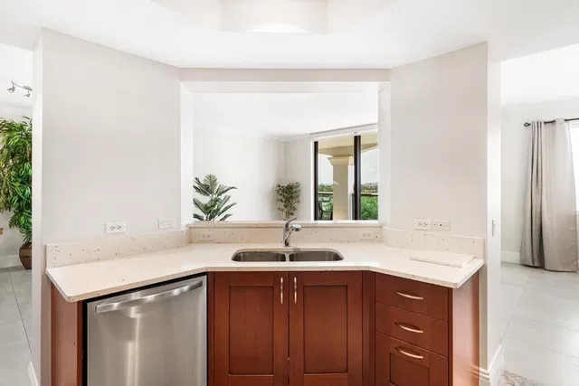 The Landmark Palm Beach Gardens Unit 502a photo 8