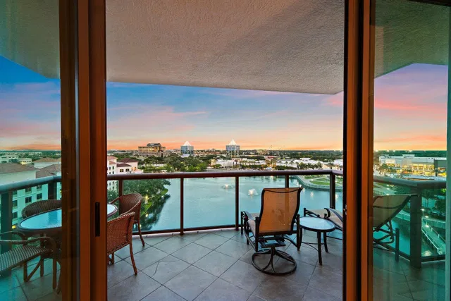 The Landmark Palm Beach Gardens Unit 902b photo 3