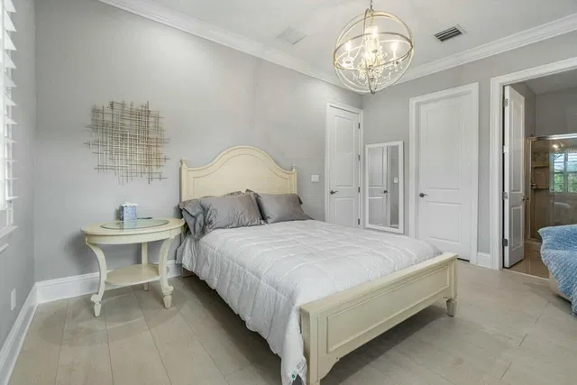 Residence photo 29