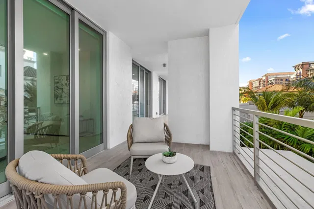 Royal Palm Residences Boca Raton Unit 201 photo 28