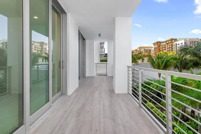 Royal Palm Residences Boca Raton Unit 201 photo 29