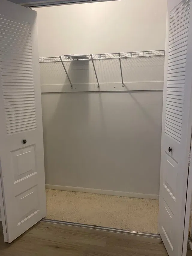 Unit 206 photo 11