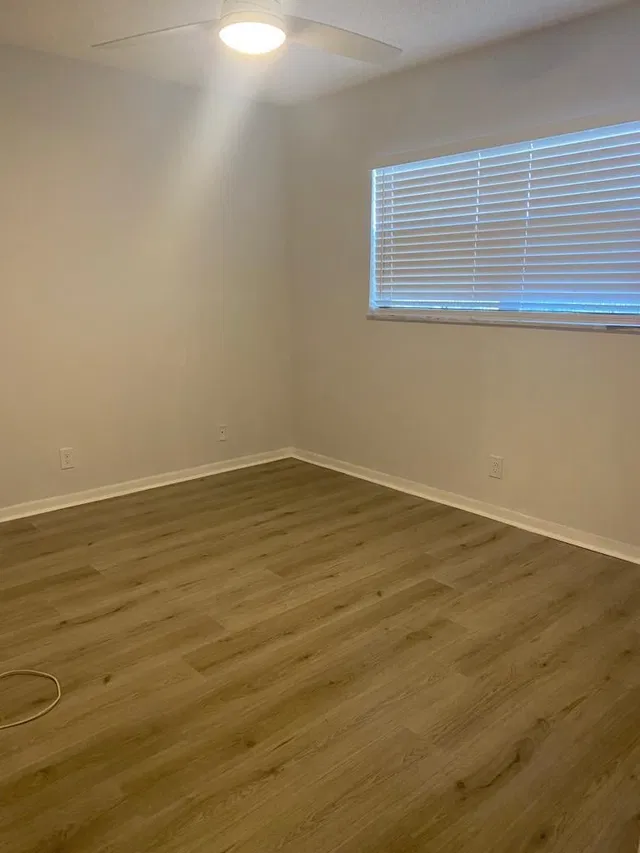 Unit 206 photo 12
