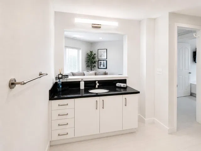 Pineapple Grove Village Condominiums Unit 2403 photo 24