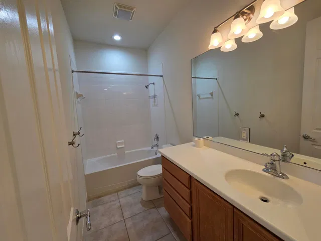 Mallory Creek Abacoa Residence photo 9