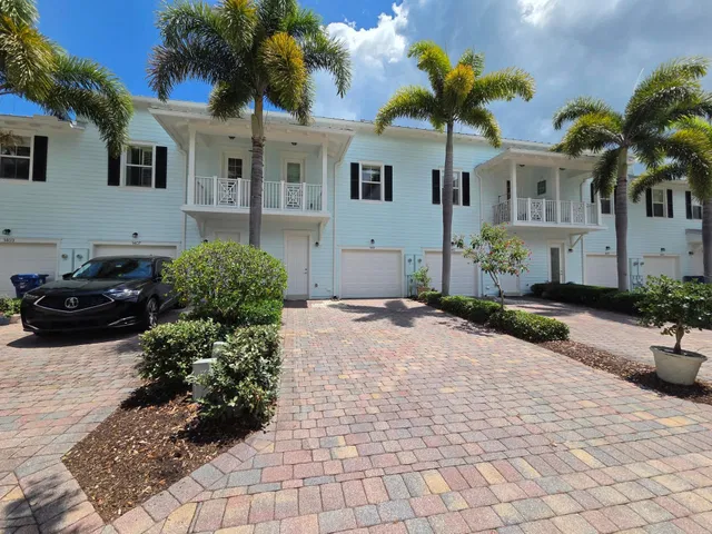 Mallory Creek Abacoa Residence photo 12