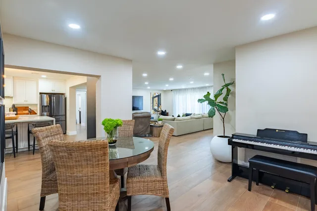 SoSo West Palm Beach Residence photo 15