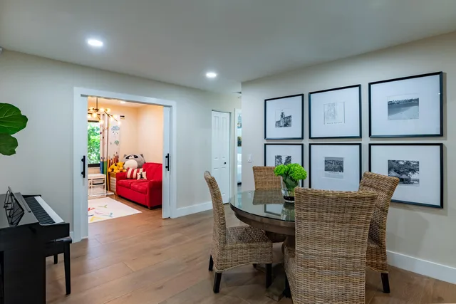 SoSo West Palm Beach Residence photo 17