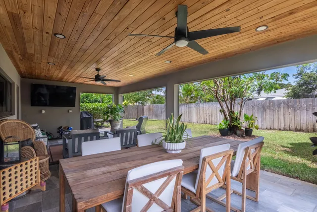 SoSo West Palm Beach Residence photo 38