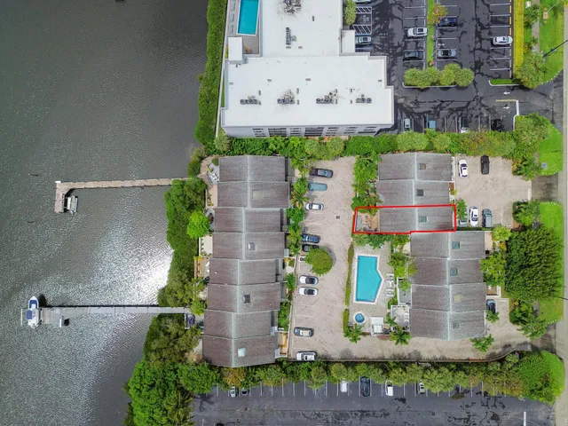 South Palm Beach Unit 111 photo 3