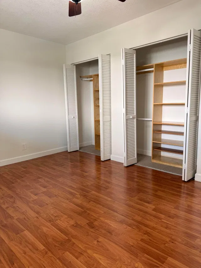Unit 405 photo 9