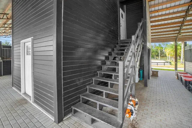 Residence photo 84