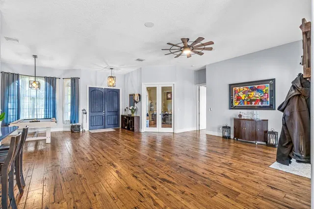 Residence photo 86
