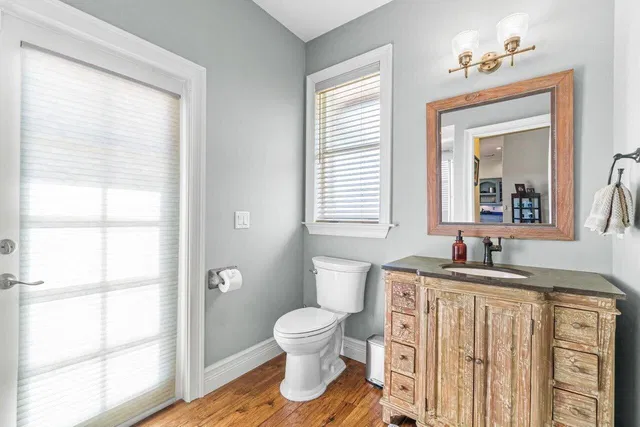 Residence photo 90