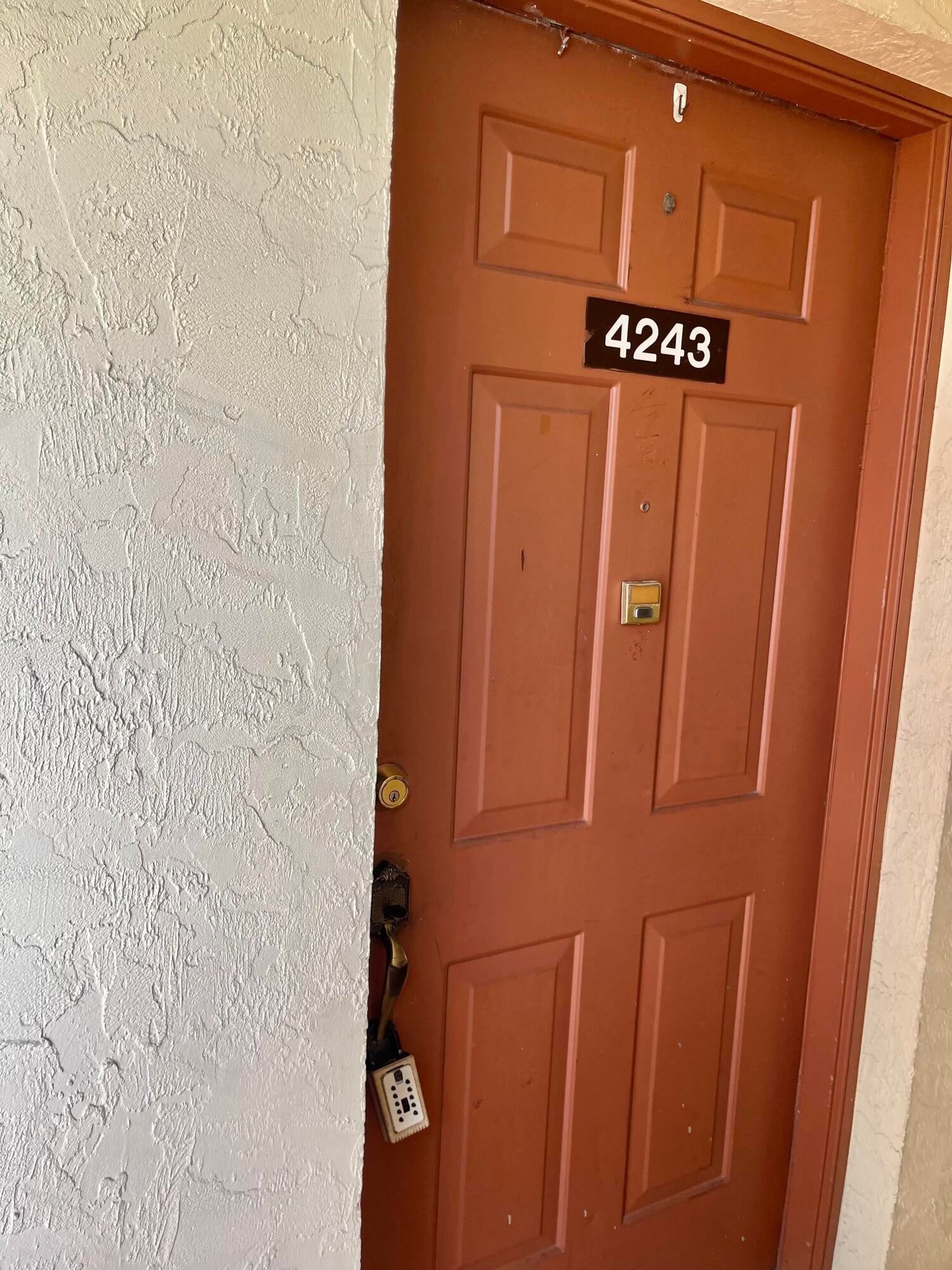 Unit 4243 photo 15