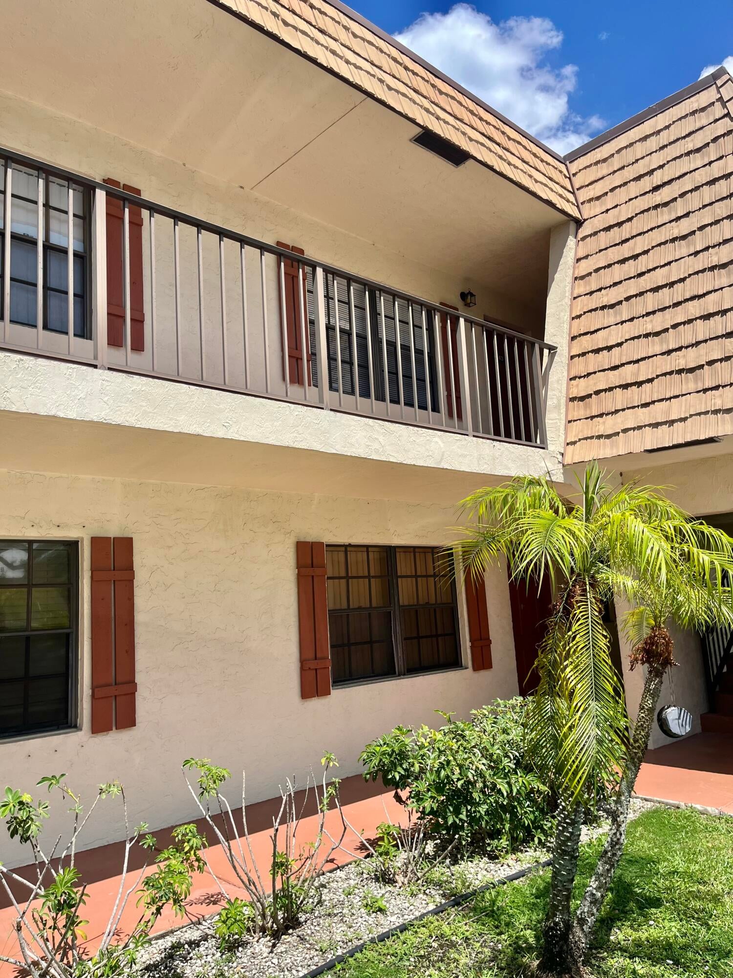 Unit 4243 photo 17