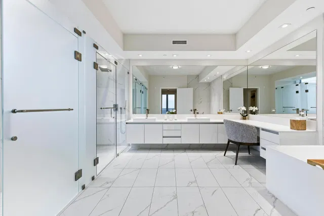 Amrit Ocean Resort & Residences Unit P-1802 photo 7