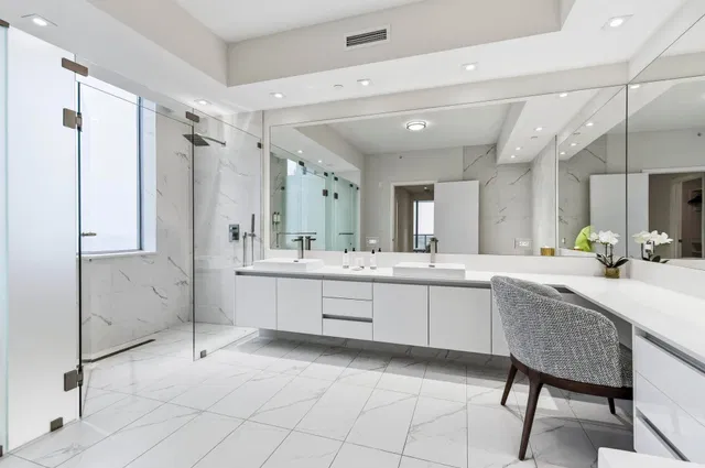 Amrit Ocean Resort & Residences Unit P-1802 photo 8