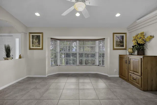 Residence photo 8