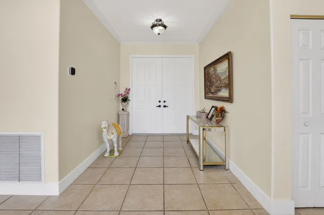 Residence photo 8