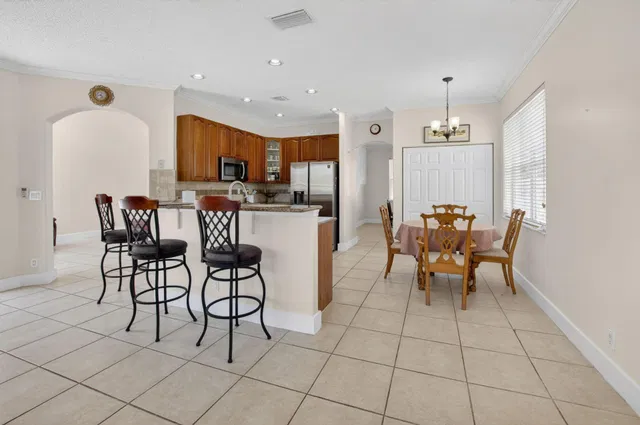 Residence photo 12