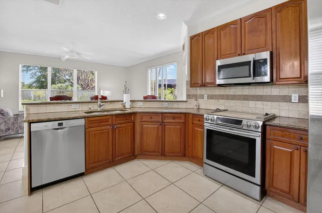Residence photo 15
