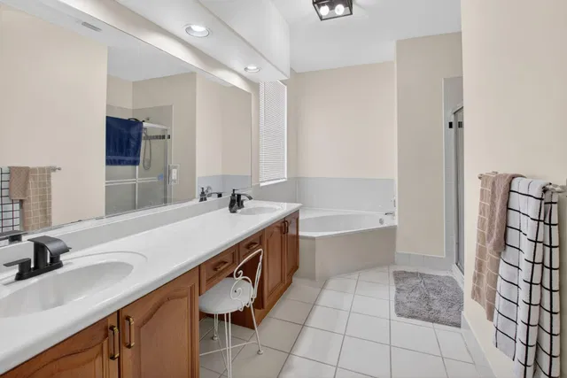 Residence photo 30