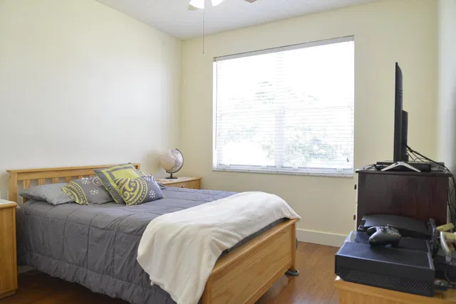 Residence photo 37