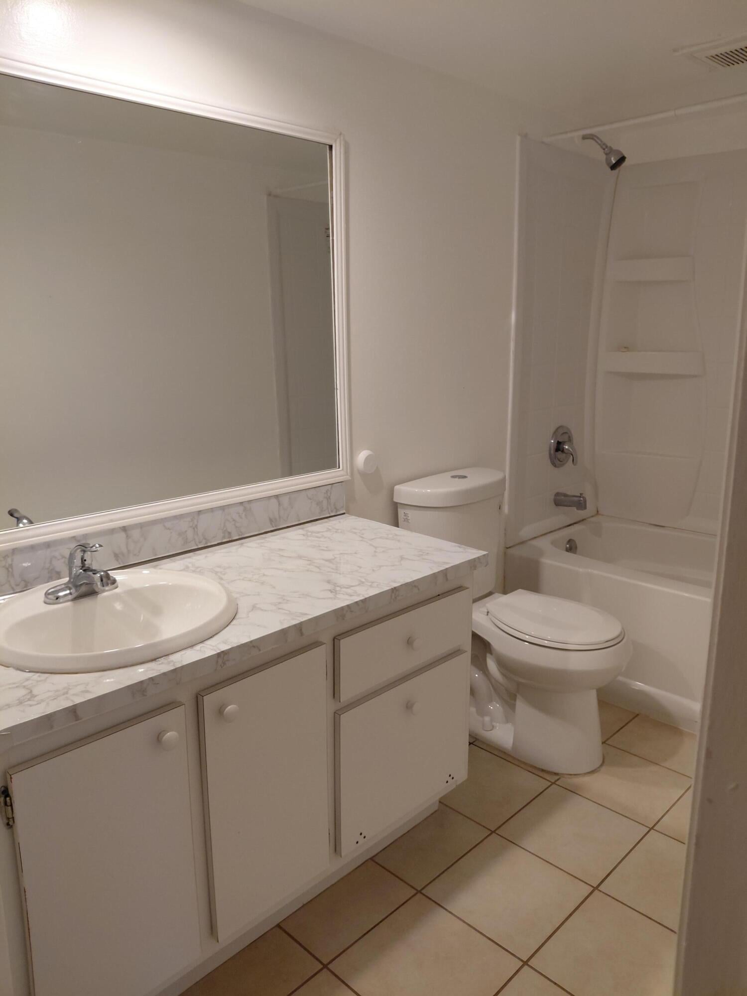  Unit 2403 photo 10