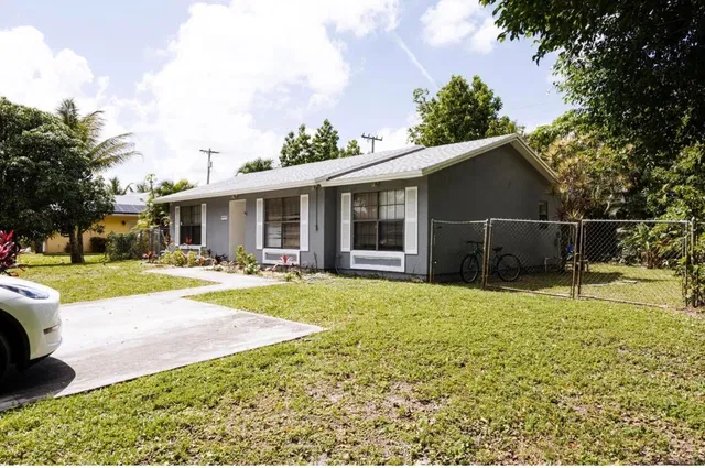  Residence photo 6