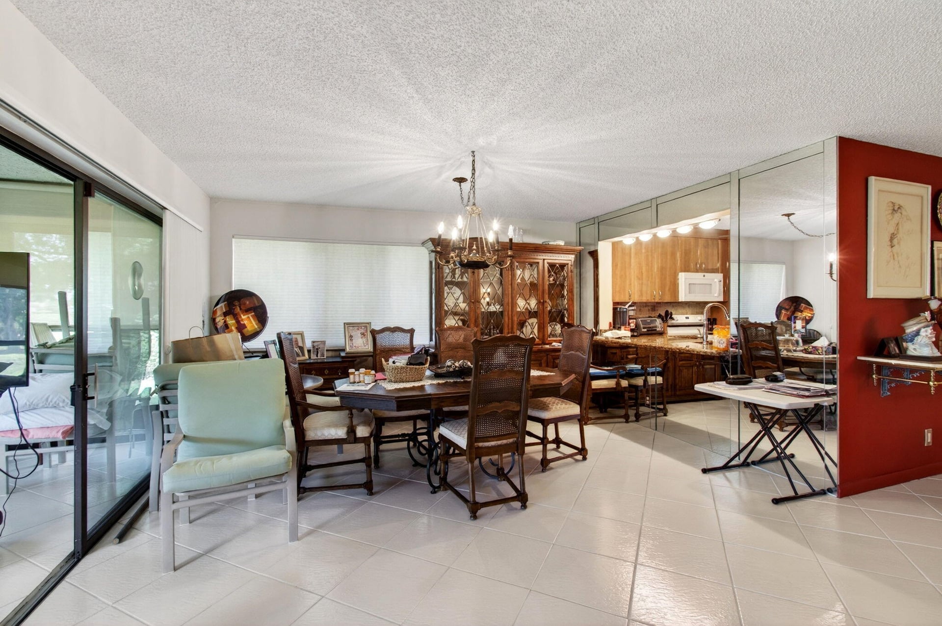 Unit 104 photo 14