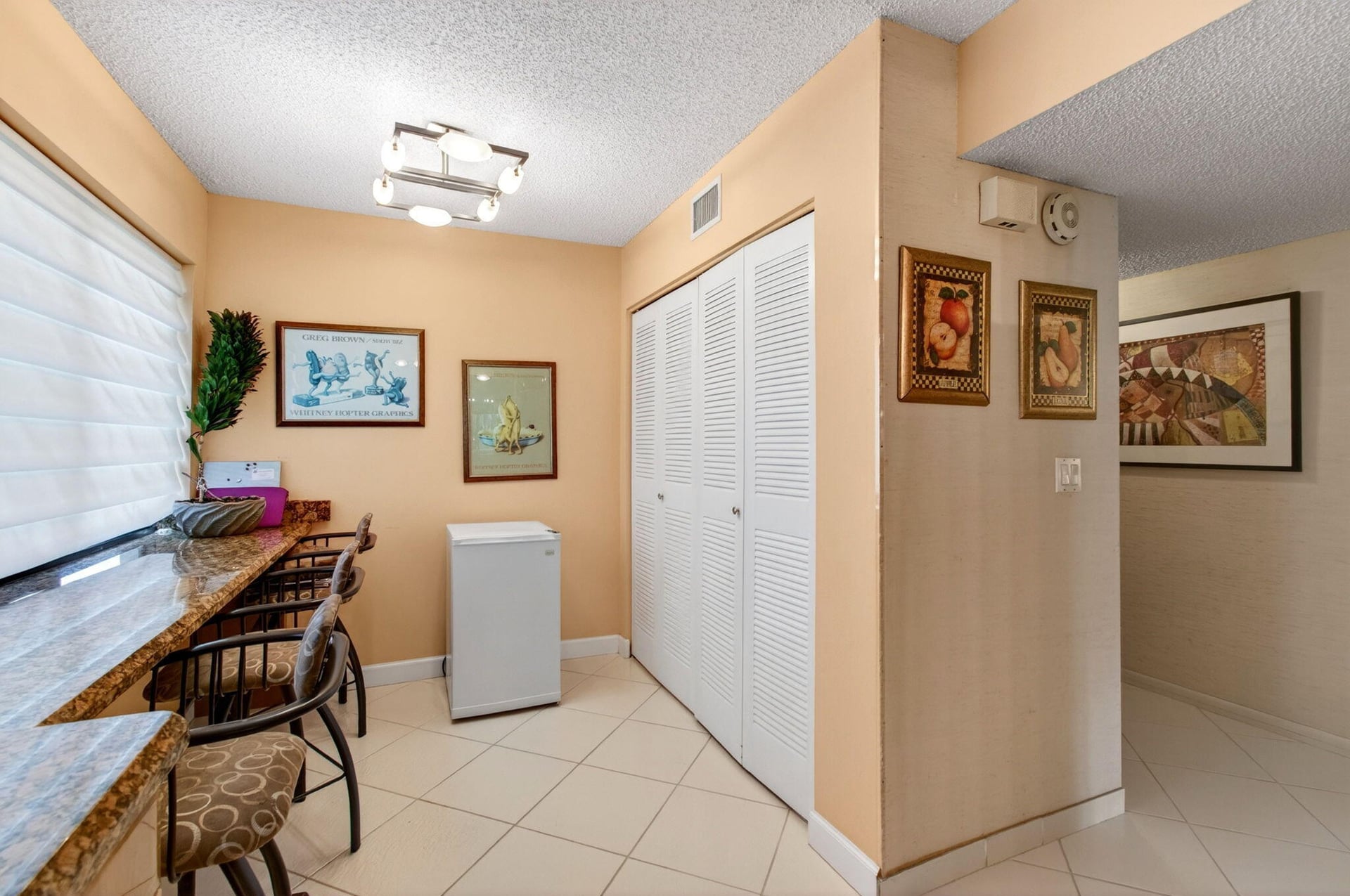 Unit 104 photo 24