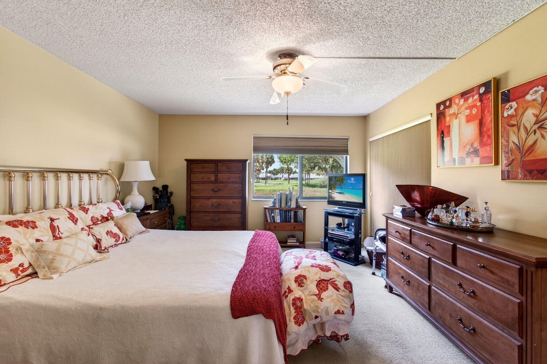 Unit 104 photo 26