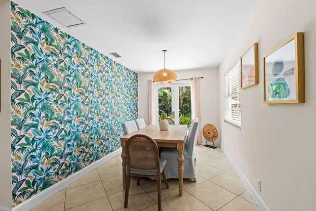 Residence photo 20