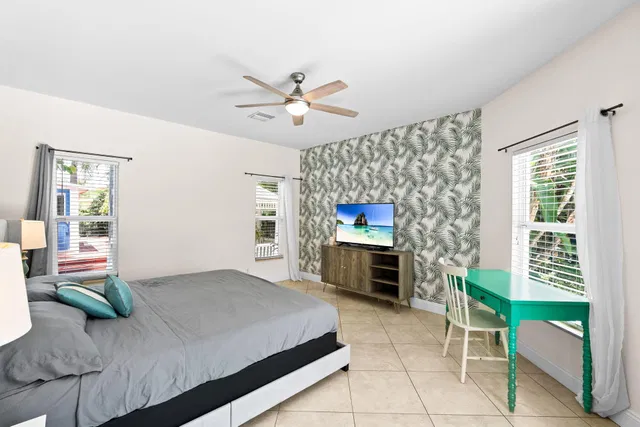 Residence photo 36