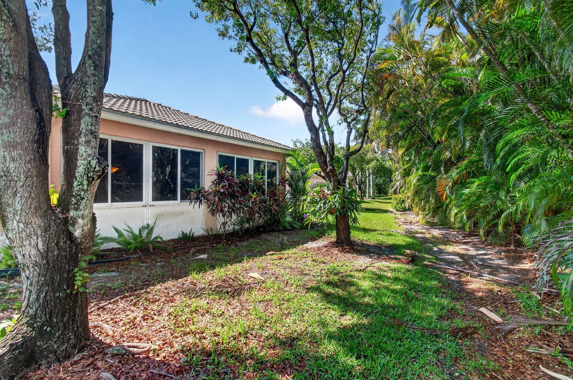  Residence photo 21