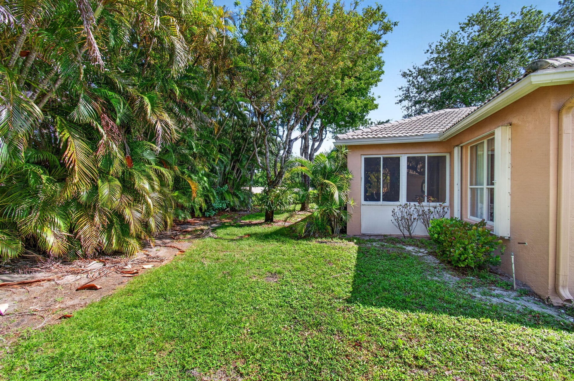 Residence photo 22