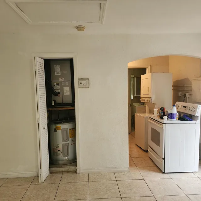 Residence photo 6