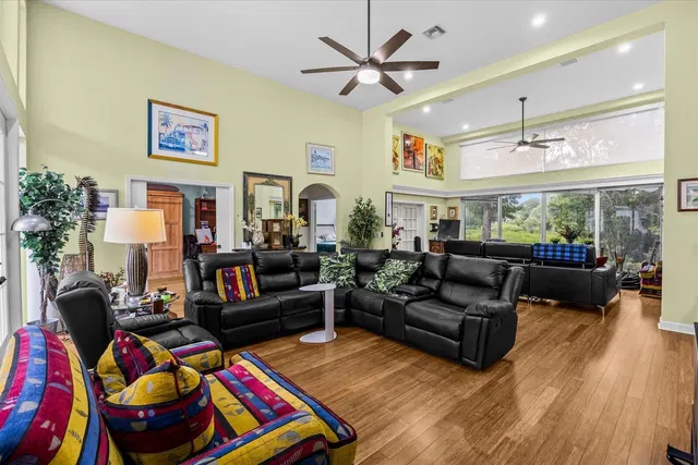 Harbour Ridge Residence photo 17