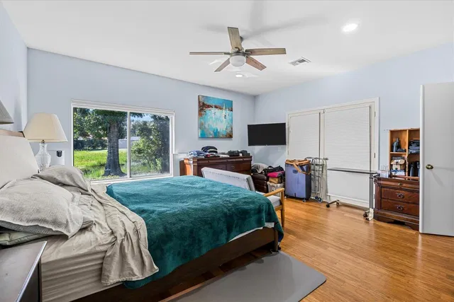 Harbour Ridge Residence photo 27