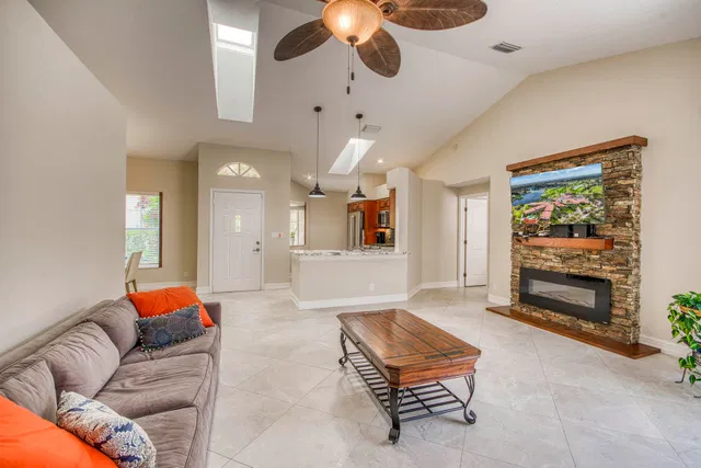 PGA National Palm Beach Gardens Residence photo 4