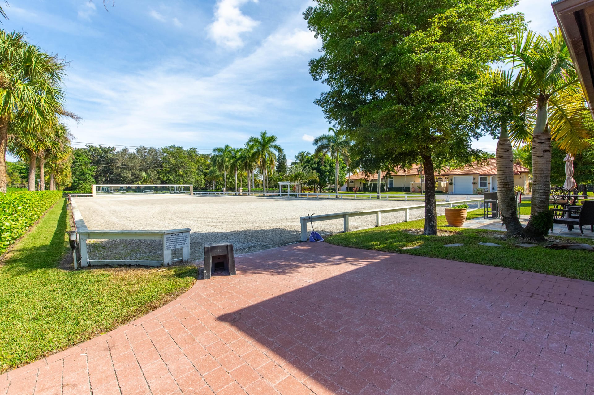 Paddock Park Residence photo 32