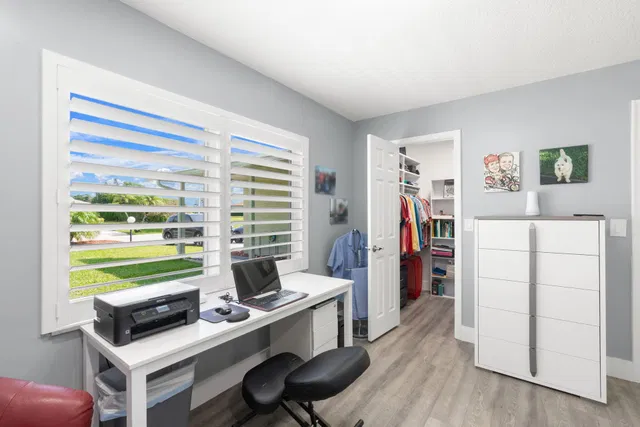  Residence photo 13
