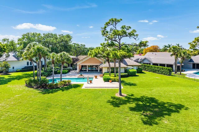 Frenchman's Creek Residence photo 6