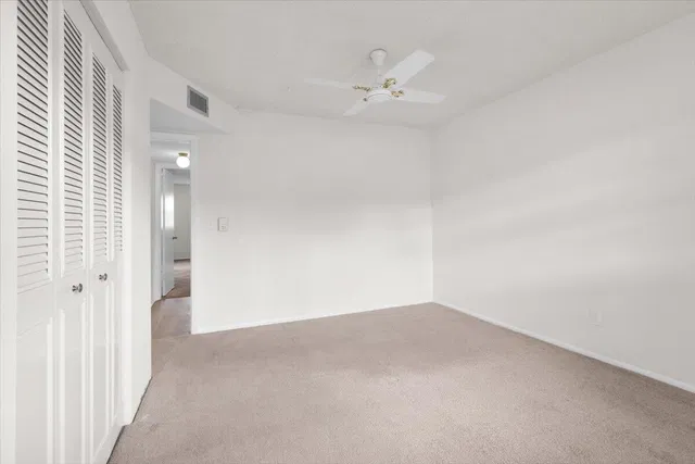 Unit 14-1 photo 29