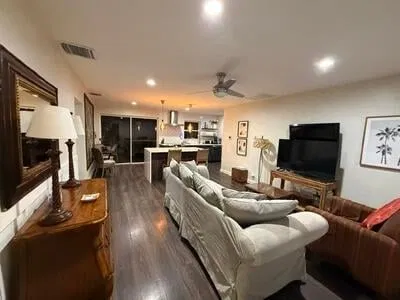 Residence photo 7